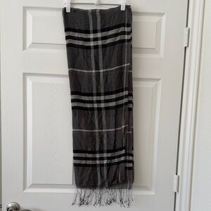 Gray Plaid Scarf Shawl 78”x26”